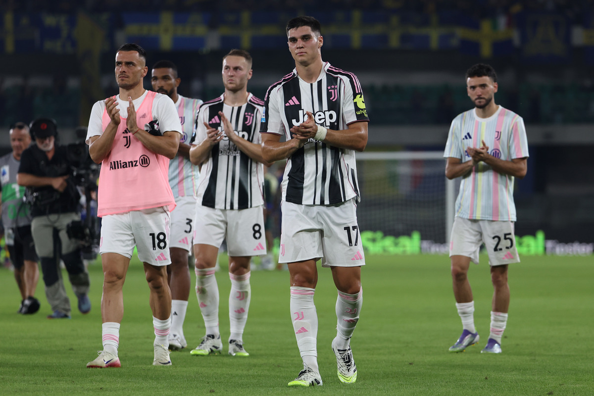 Pundit suggests Juventus stars do not have the chemistry to succeed