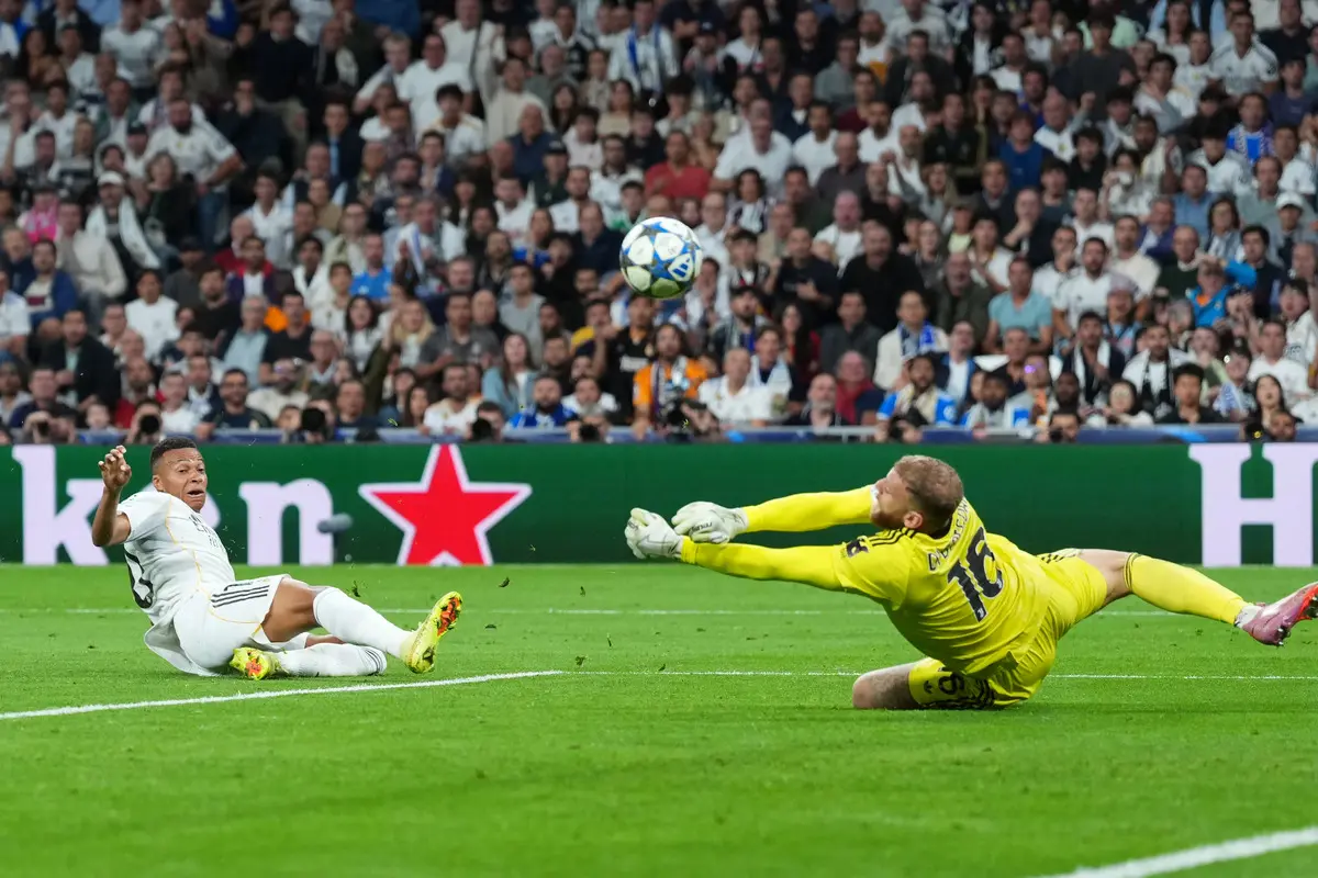 میکله دی گرگوریو در بازی رئال مادرید و یوونتوس