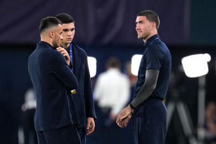 Dusan Vlahovic with Vasilije Adzic and Filip Kostic