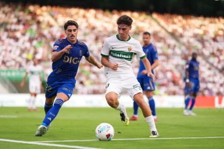 Rodrigo Mendoza in action for Elche