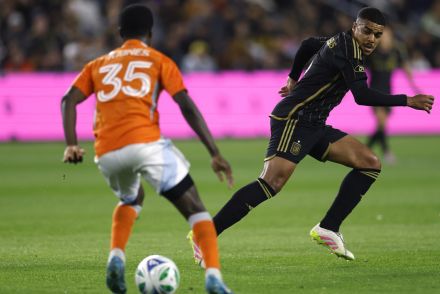 Brooklyn Raines in action for Houston