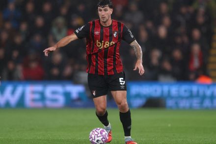 Marcos Senesi in action for Bournemouth