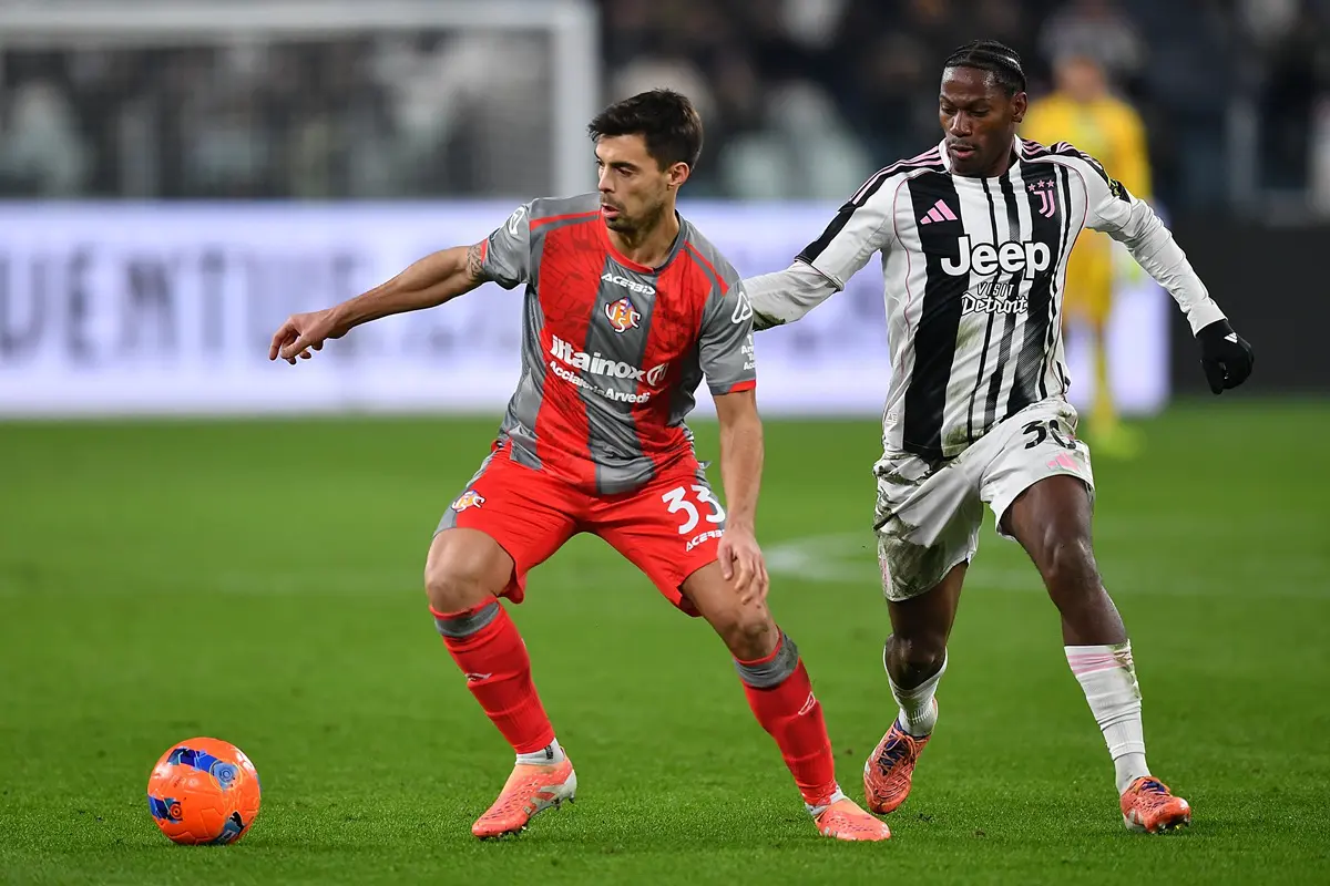 یوونتوس معاوضه جاناتان دیوید با بازیکن رویایی را بررسی می‌کند