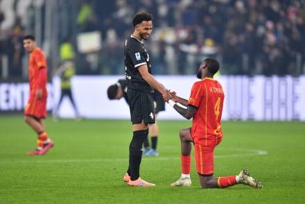 Lloyd Kelly against Lecce