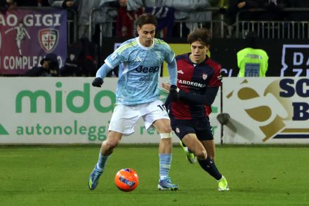 Kenan Yildiz in action against Cagliari