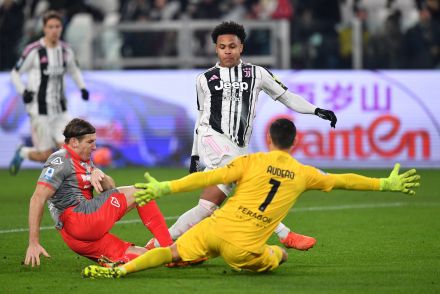 Weston McKennie scoring against Cremonese
