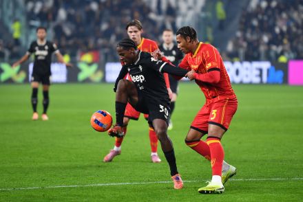 Jonathan David in action against Lecce