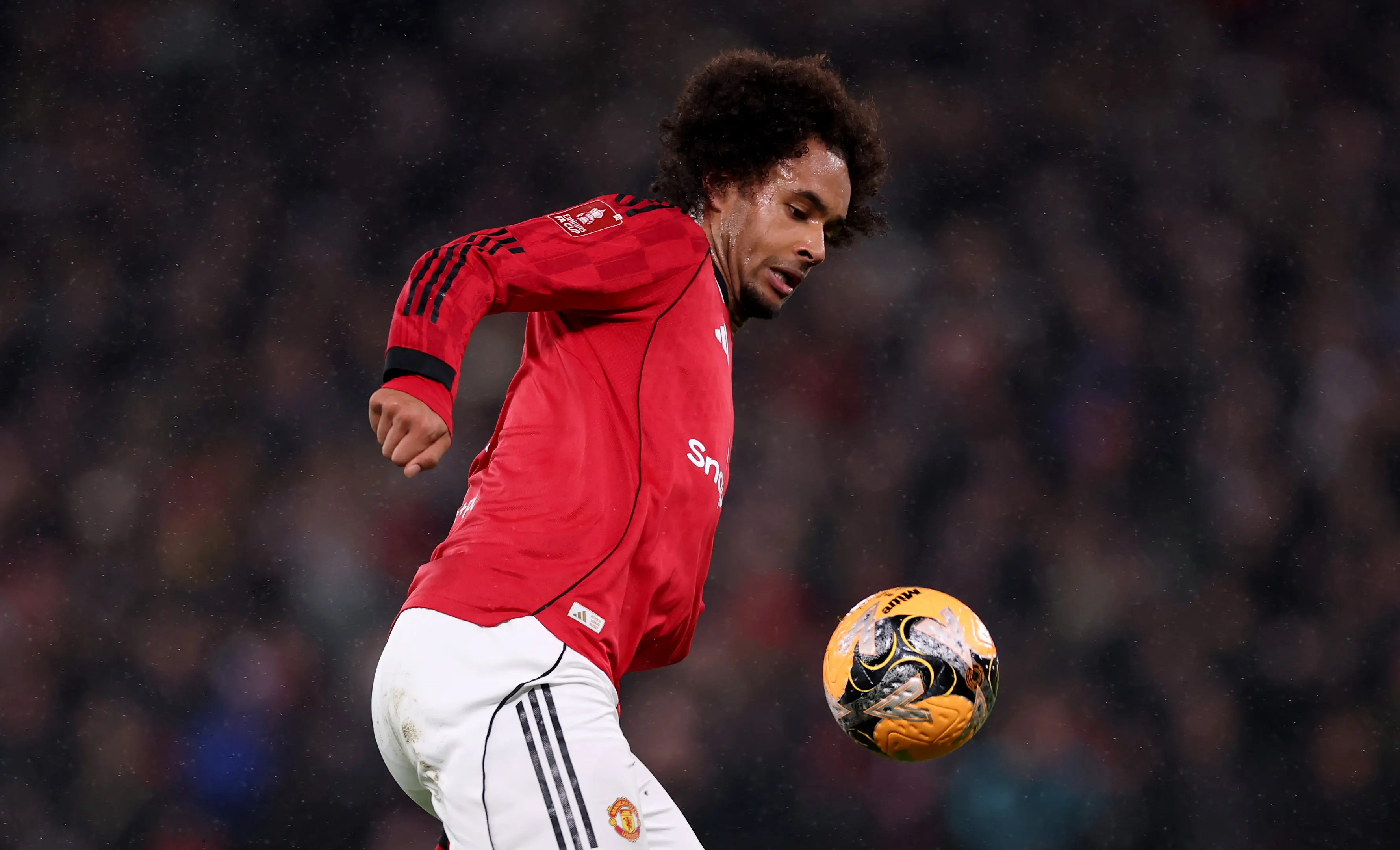 یوونتوس فقط قرضی جاشوا زیرکزی از منچستریونایتد را می‌خواهد