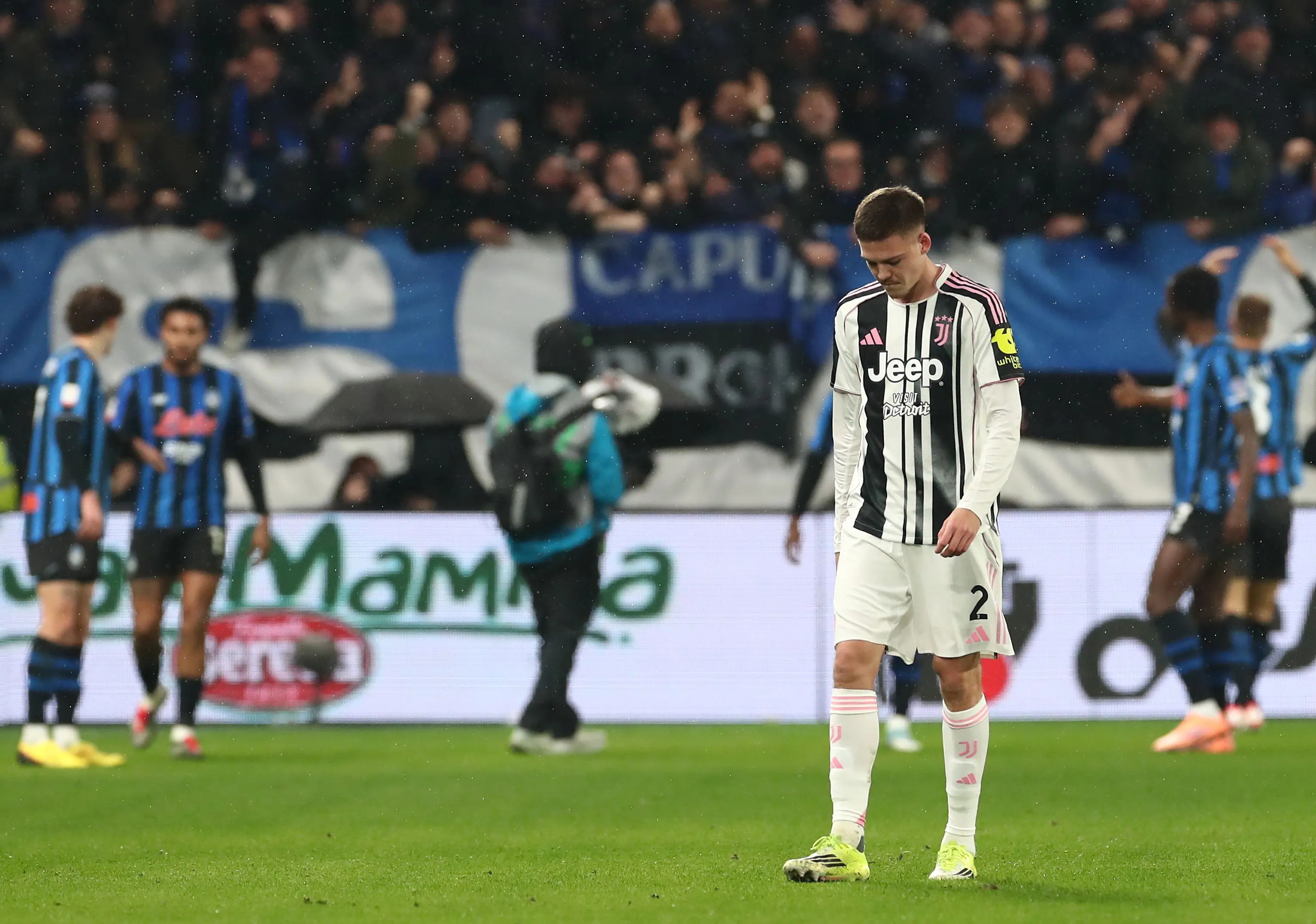 امیل هولم یوونتوس مصدوم