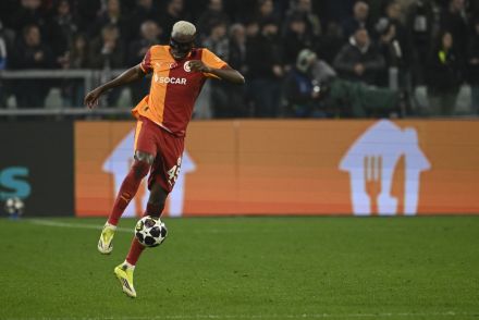 Victor Osimhen in action