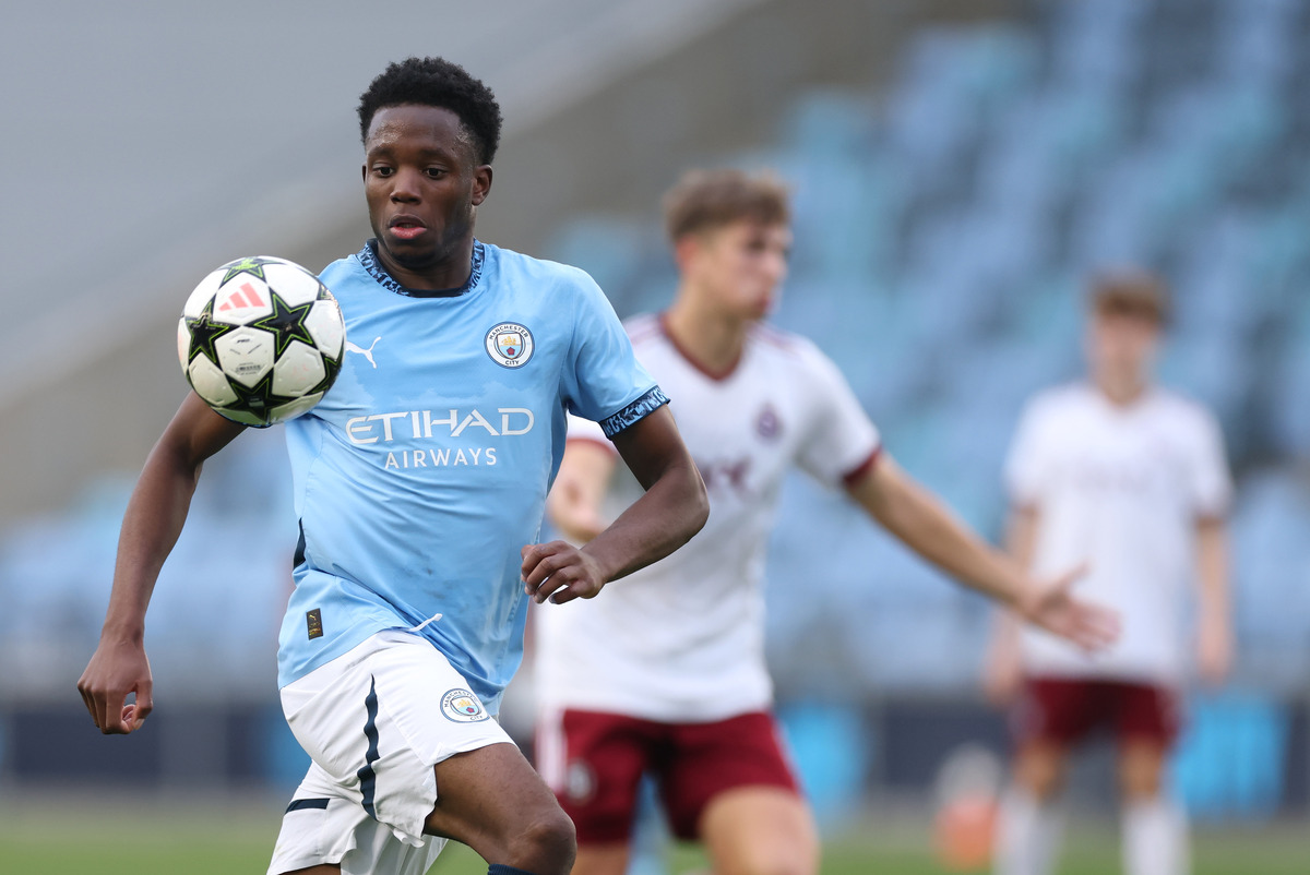 Sky: Juventus poach 19-year-old Man City striker