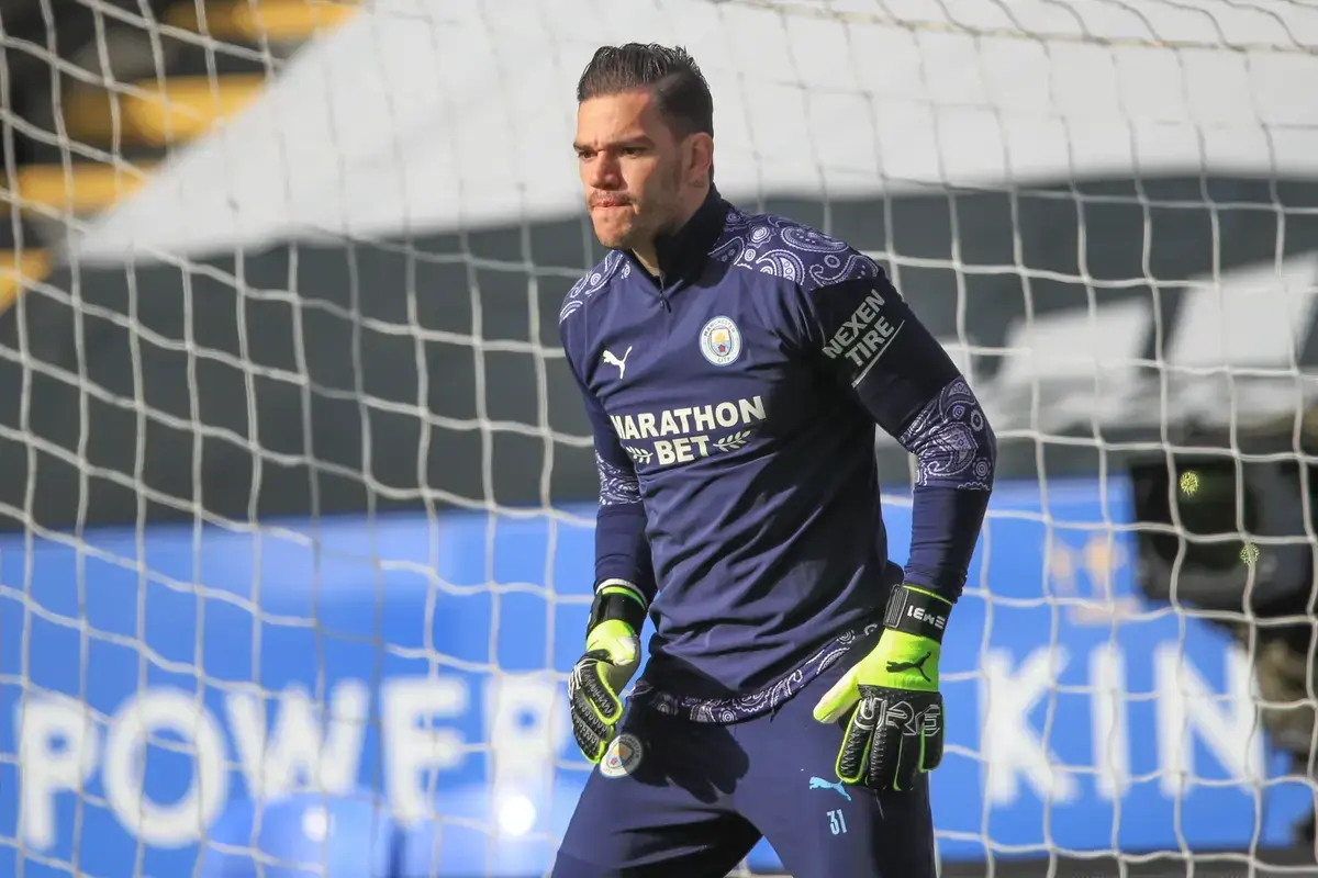 یوونتوس علاقه به دروازه‌بان سابق منچسترسیتی را احیا کرد