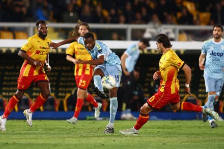 Pierre Kalulu in action against Lecce
